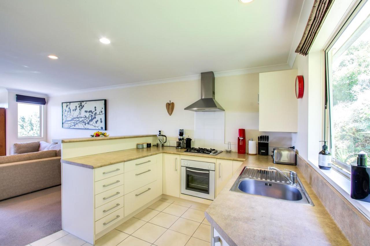 Onslow Views - Napier Holiday Home エクステリア 写真