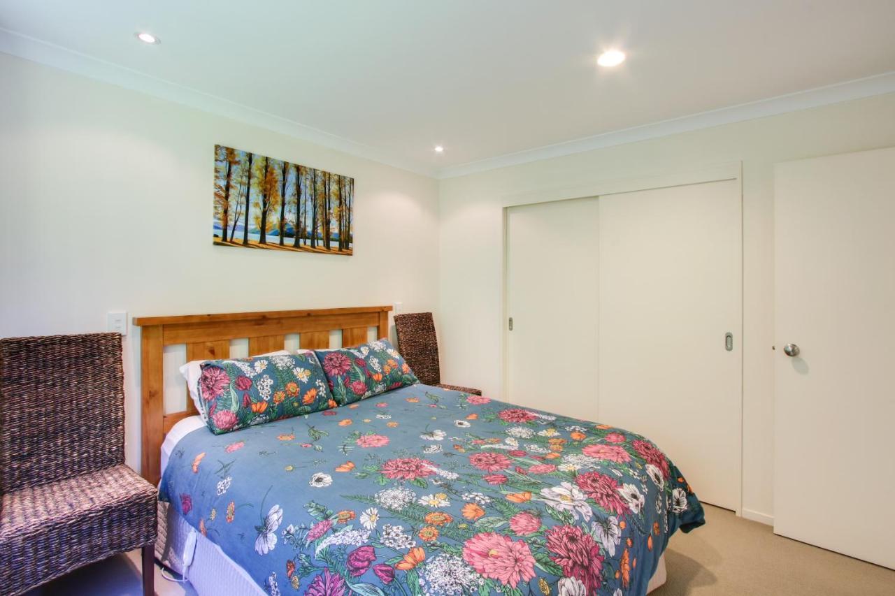 Onslow Views - Napier Holiday Home エクステリア 写真