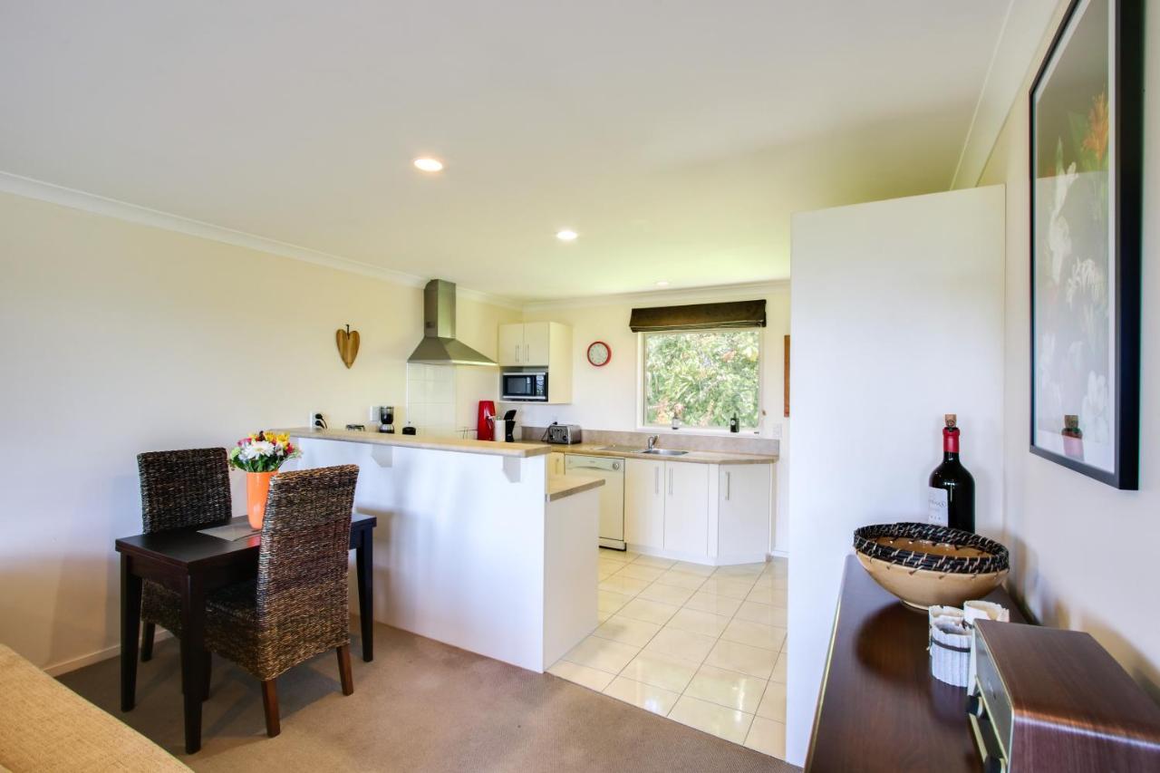 Onslow Views - Napier Holiday Home エクステリア 写真