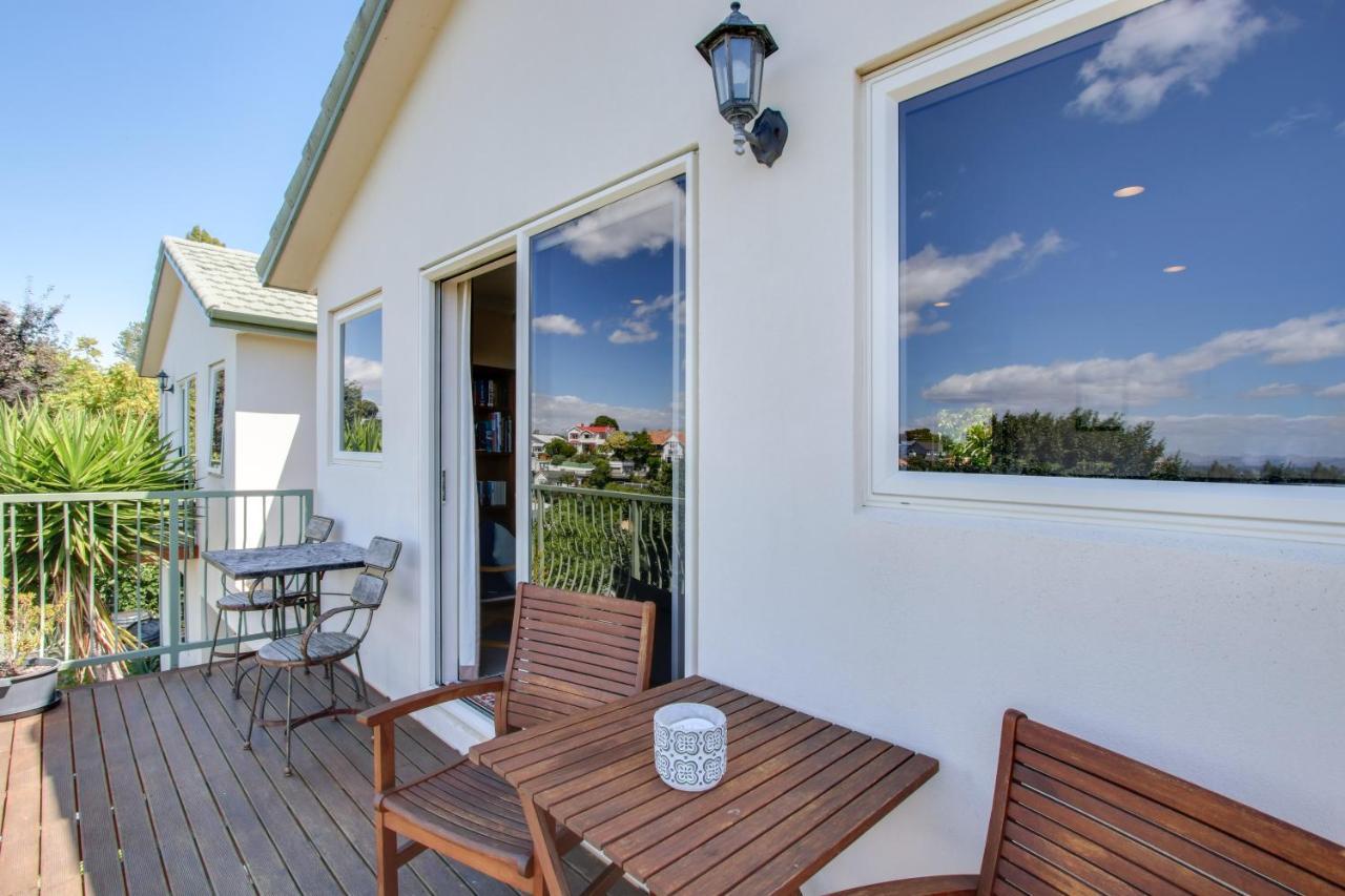 Onslow Views - Napier Holiday Home エクステリア 写真