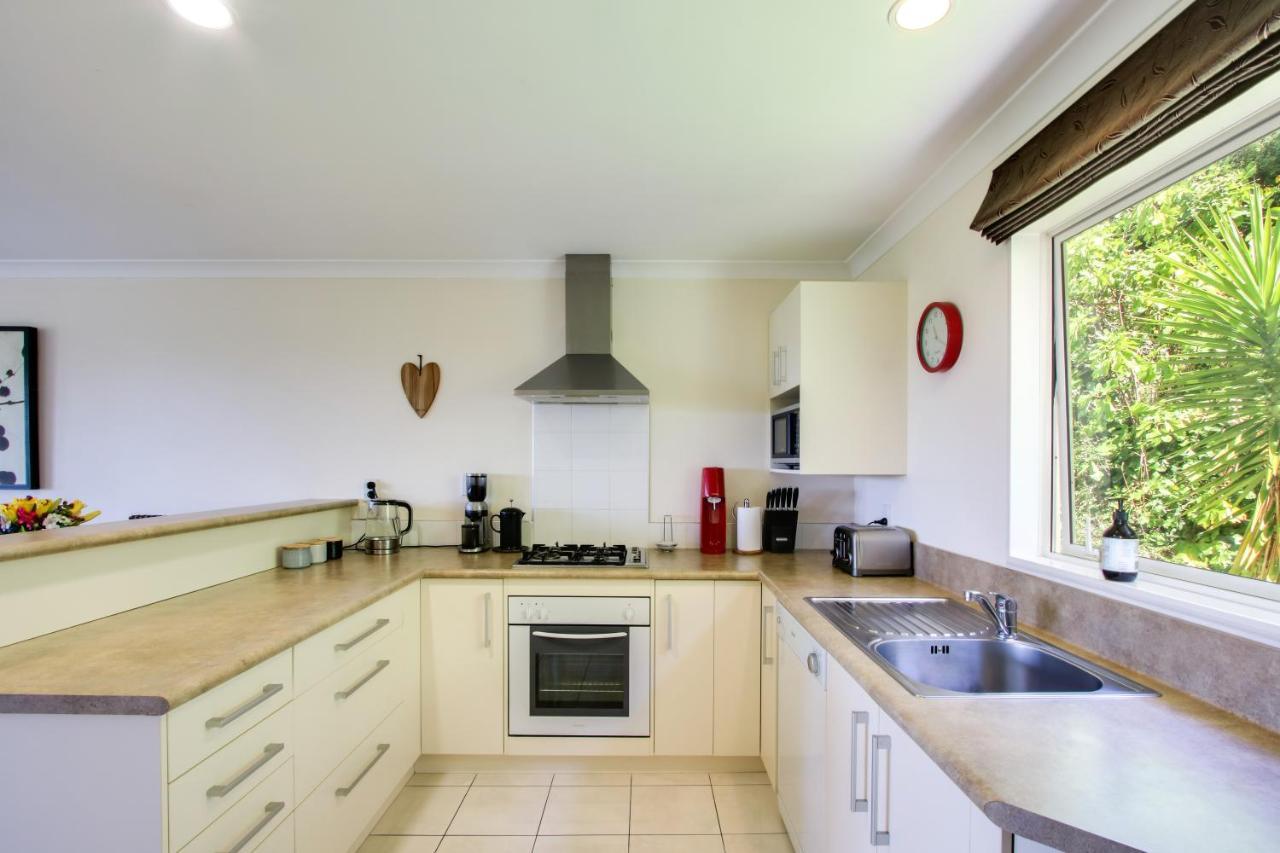 Onslow Views - Napier Holiday Home エクステリア 写真